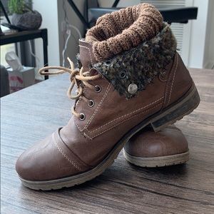 Brown leather booties with sweater cuff